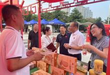 塞上松闪耀辽宁朝阳龙舟赛 文旅局局长亲临品鉴助兴